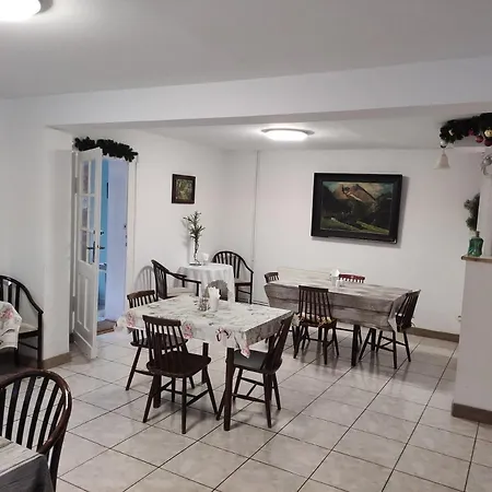 Gorska Przystan - Lesnik Pensión 3*